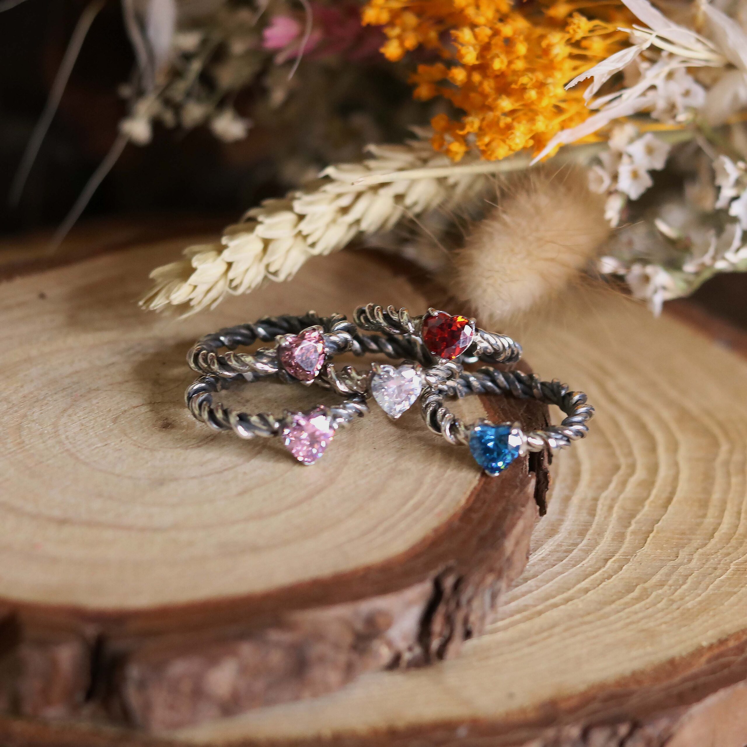 Anello doppio intreccio e cuore - immagine 4