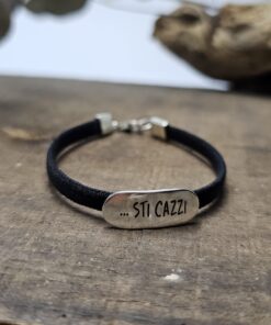 bracciale cordino con targhetta rettangolare